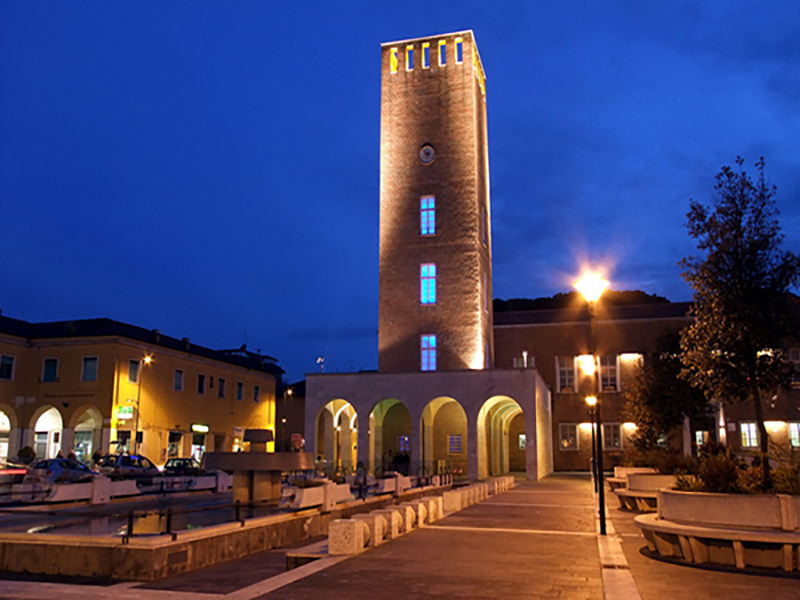 Illuminazione piazza e torre civica